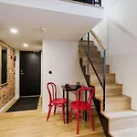 Loft Black And Red Apartment