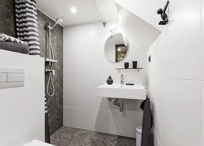 アパート Loft Black And Red